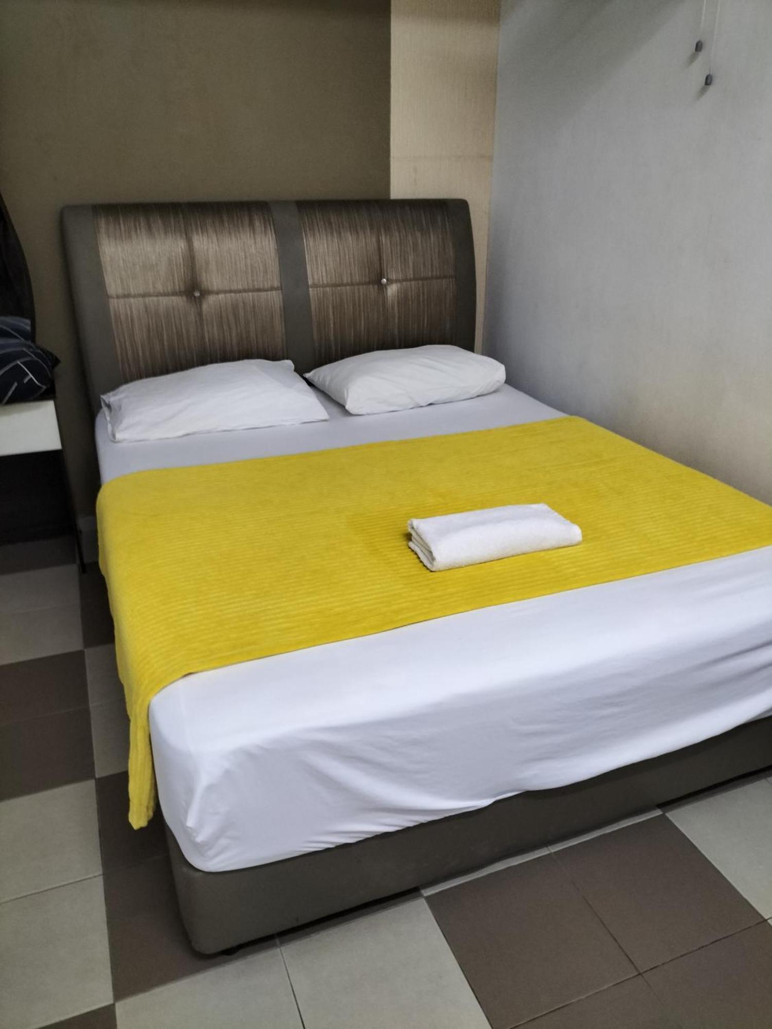Ulfah Hotel Mersing Exterior photo